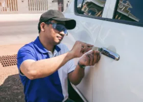 Car Locksmith in Pico Rivera, CA